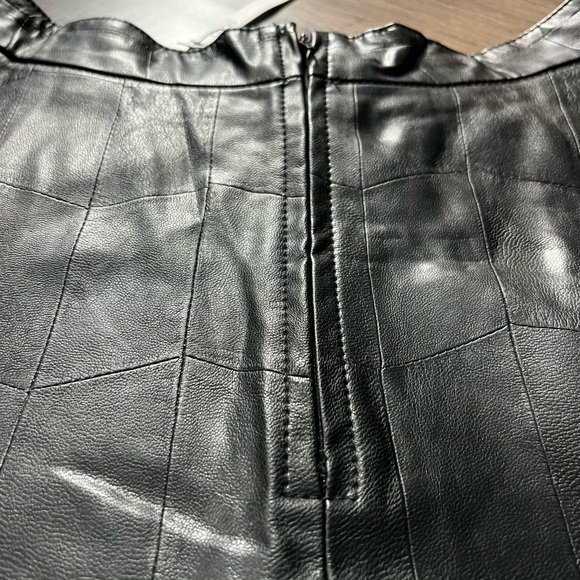 ASOS skater skirt in BLACK leather look - Picture 11 of 16